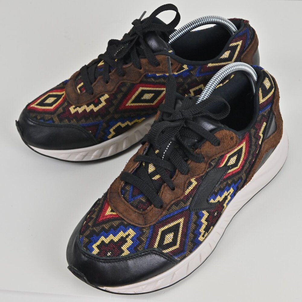 SAS Kashen Aztec Print Orthopedic Non-Slip Lace Up Lowtop Canvas Sneaker US9 UK7